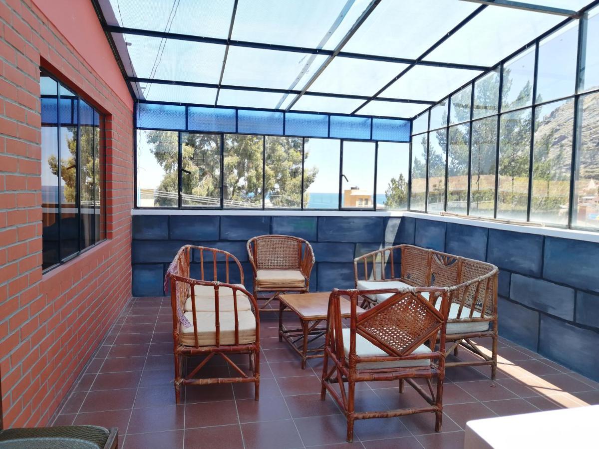 Olas Del Titicaca Backpackers Hostel コパカバーナ エクステリア 写真