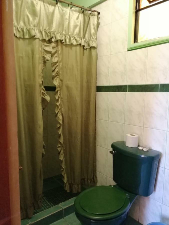 Olas Del Titicaca Backpackers Hostel コパカバーナ エクステリア 写真